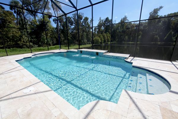 Pool Cage Cleaning in Des Moines