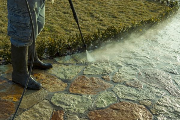 Stone Power Washing in Des Moines
