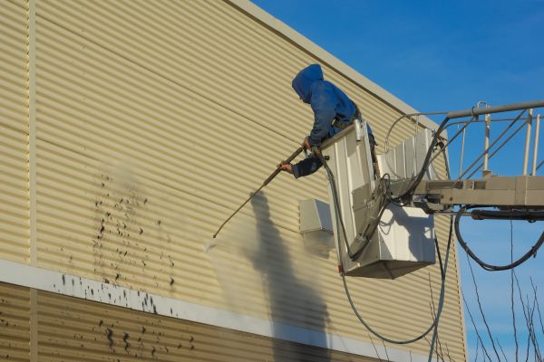 Cladding Cleaning in Des Moines