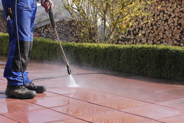 Driveway Pavers Cleaning in Des Moines