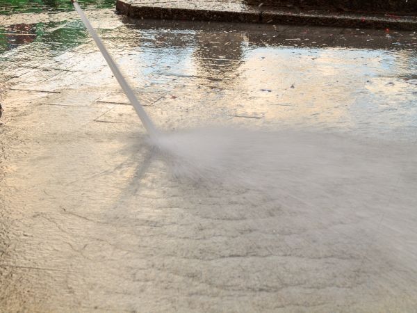 Pavement Cleaning Service in Des Moines