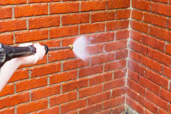 Brick Pressure Cleaning in Des Moines
