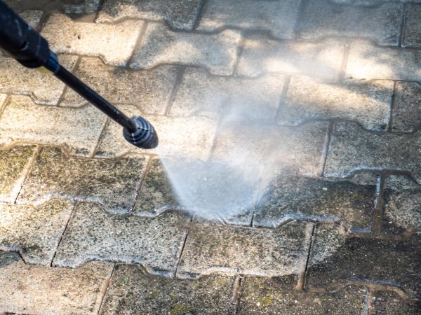 Paver Pressure Washing in Des Moines