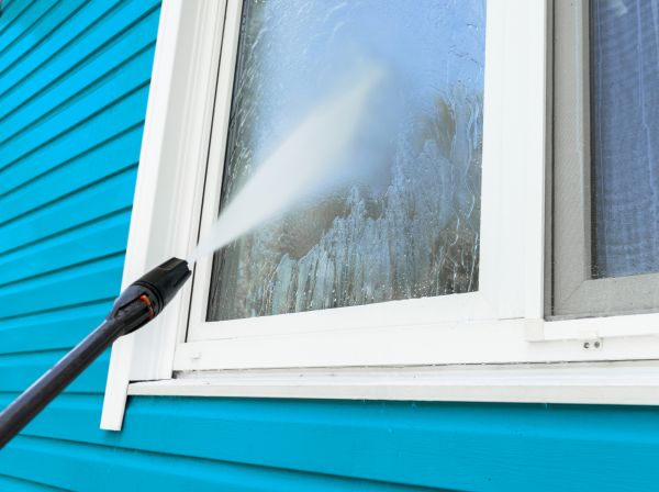 Residential Pressure Cleaning in Des Moines