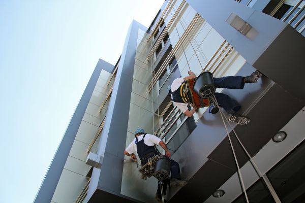 Condo Exterior Cleaning in Des Moines